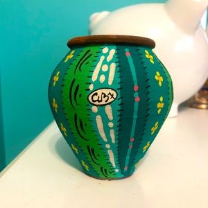 Handcrafted pot/vase